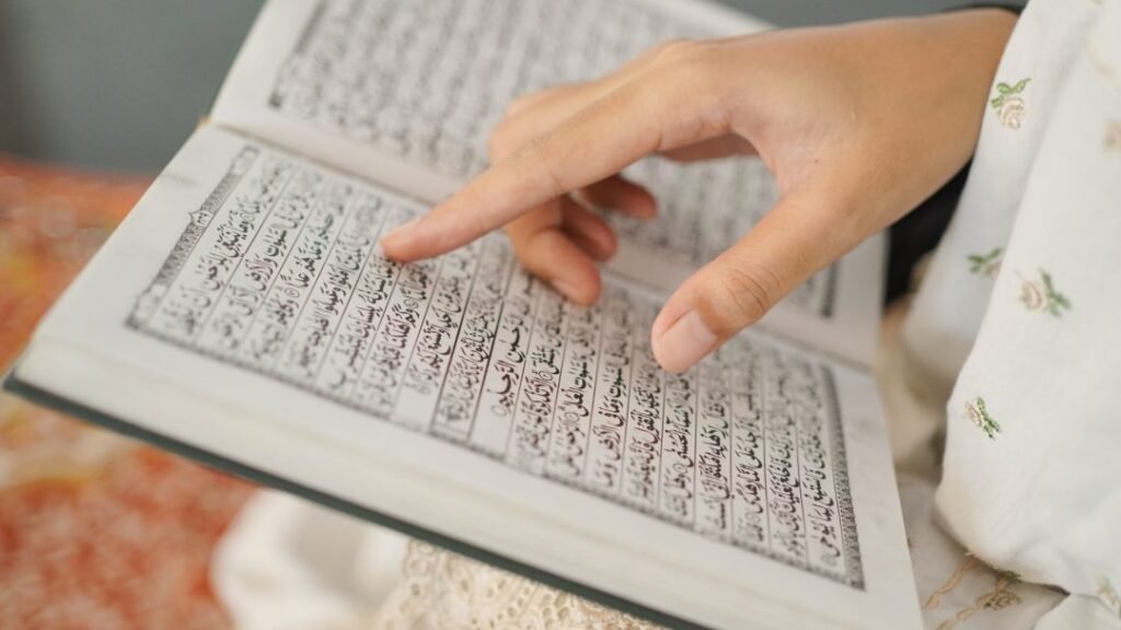 Perfect Your Quran Recitation with Expert Tutors Online